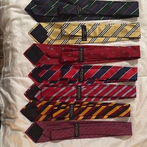 Brooks Brothers Men’s Ties